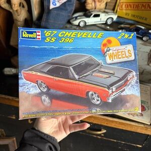Revell '67 Chevelle SS-396 Model Kit – Red/Black